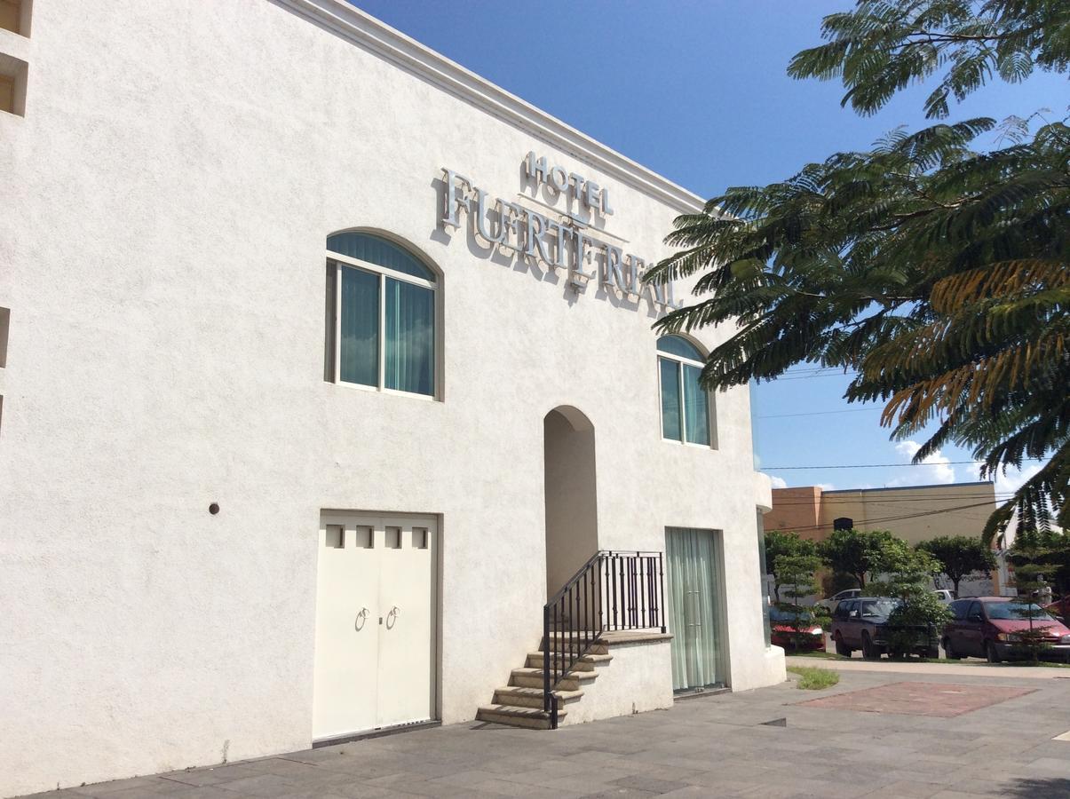 סיודד גוזמן Hotel Fuerte Real מראה חיצוני תמונה